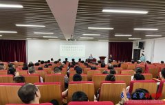 同时连系学校食堂