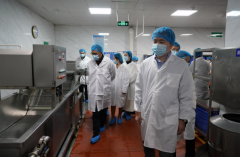 <strong>同时可结合专业机</strong>